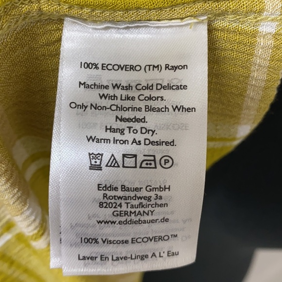 Eddie Bauer Rivierah Short-Sleeve V-Neck Top - Picture 8 of 9